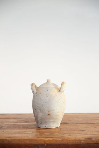 ceramics-1_splattered-two-handle_french-antique